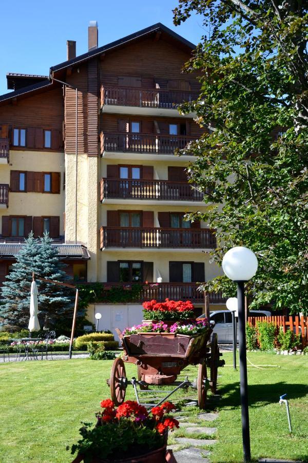 Hotel Bucaneve Bardonecchia Esterno foto