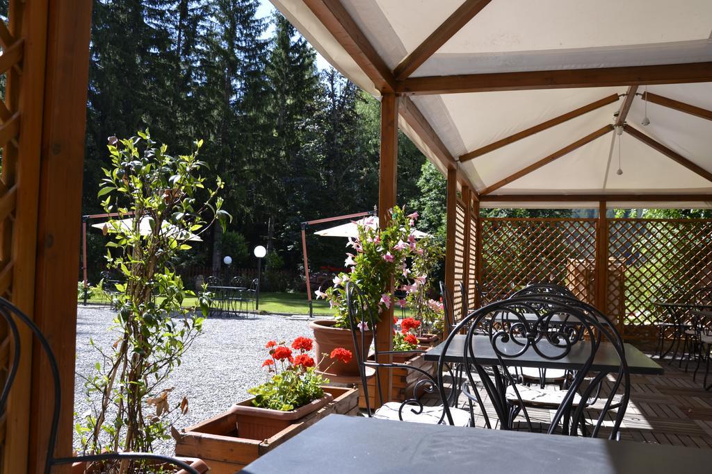Hotel Bucaneve Bardonecchia Esterno foto