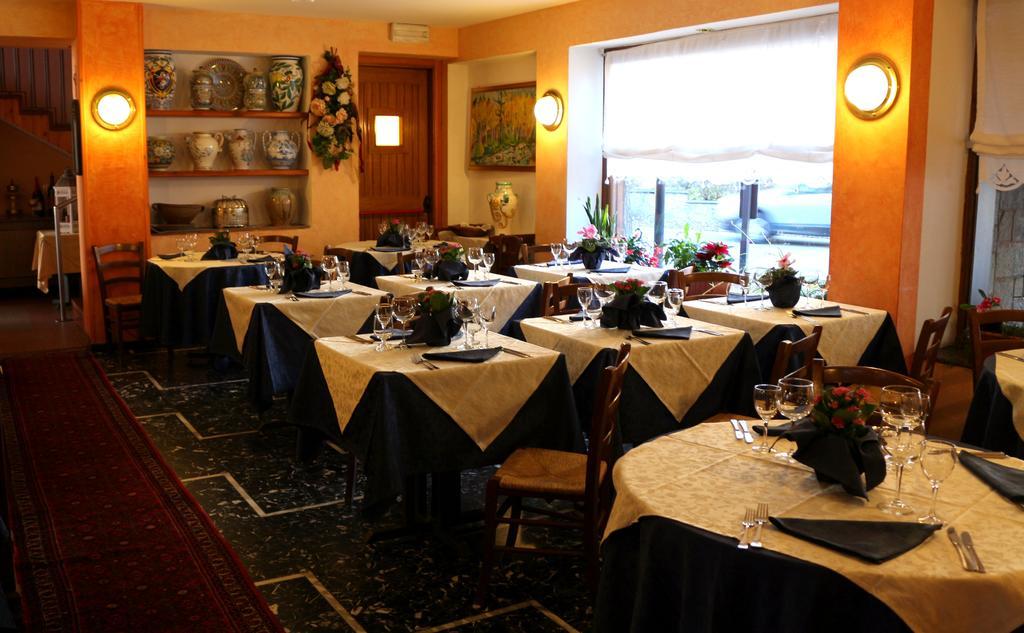 Hotel Bucaneve Bardonecchia Esterno foto