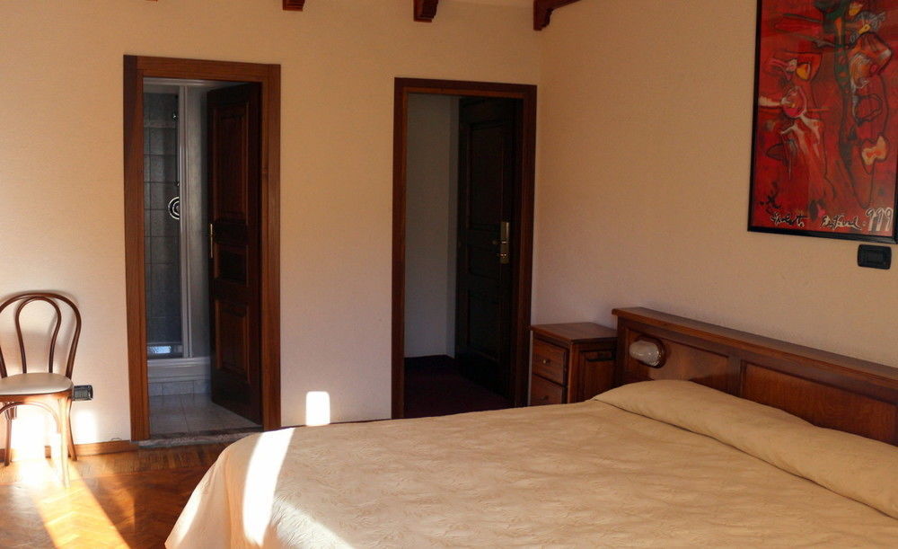 Hotel Bucaneve Bardonecchia Esterno foto