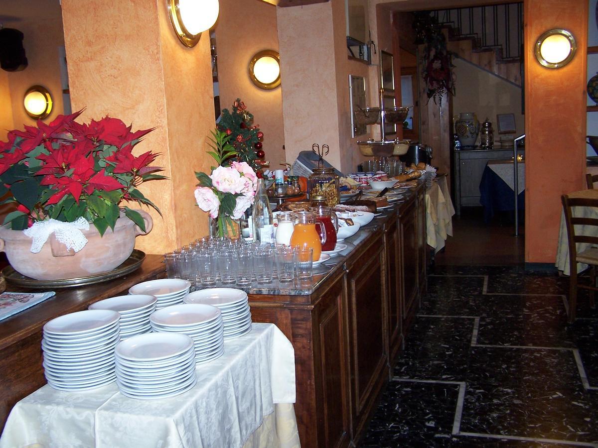 Hotel Bucaneve Bardonecchia Esterno foto