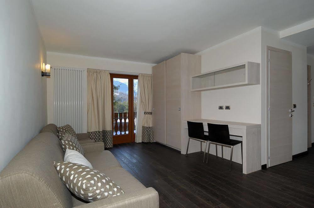 Hotel Bucaneve Bardonecchia Esterno foto